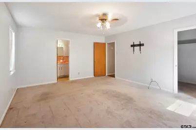 108 Glenwood Dr, Palestine, TX 75801 - Photo 20