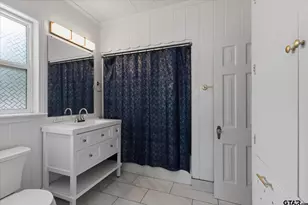 513 E Young St, Longview, TX 75602 - Photo 36