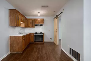 300 Robert E Lee Dr, Tyler, TX 75703 - Photo 26