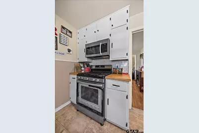 228 Fairview St, Rusk, TX 75785 - Photo 16