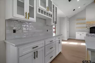 13680 County Rd 411, Tyler, TX 75706 - Photo 16