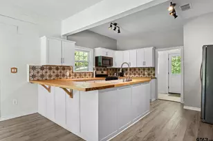 1009 N Pacific, Mineola, TX 75773 - Photo 22