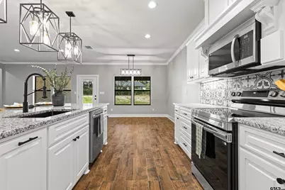 375 Clara Lane, Kilgore, TX 75662 - Photo 18