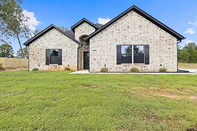 375 Clara Lane, Kilgore, TX 75662 - Photo 6