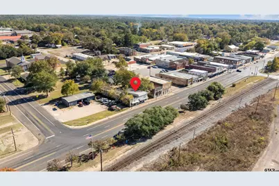 208 N Commerce Street, Overton, TX 75684 - Photo 16