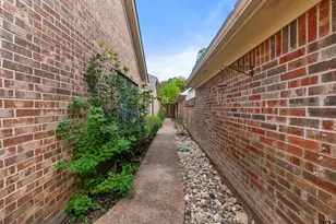 509 Buckingham Pl, Tyler, TX 75701 - Photo 32