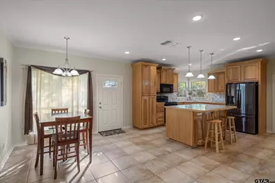 520 Hillcrest Avenue, Tyler, TX 75702 - Photo 12