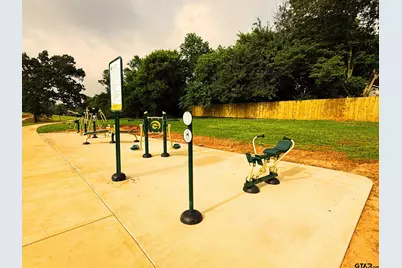 1023 Columbia Ave, Jacksonville, TX 75766 - Photo 30