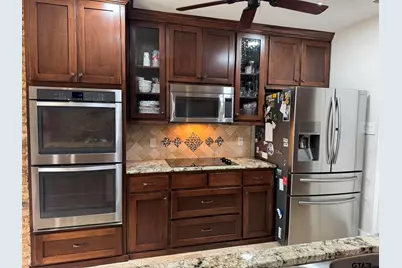 1401 Kidd, Tyler, TX 75703 - Photo 10