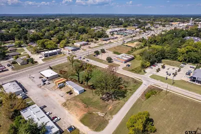 800 S Main St, Lindale, TX 75771 - Photo 4