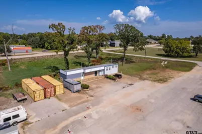 906 S Main St, Lindale, TX 75771 - Photo 26