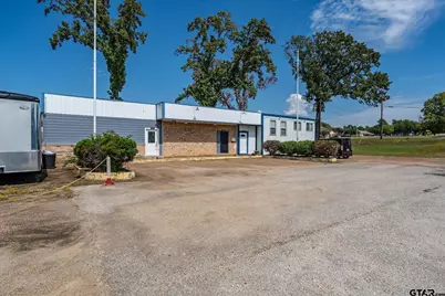 906 S Main St, Lindale, TX 75771 - Photo 32