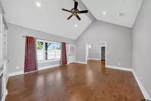 129 Settlers Ct, Palestine, TX 75801 - Photo 32