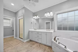 129 Settlers Ct, Palestine, TX 75801 - Photo 22