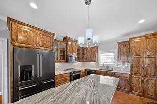 129 Settlers Ct, Palestine, TX 75801 - Photo 26