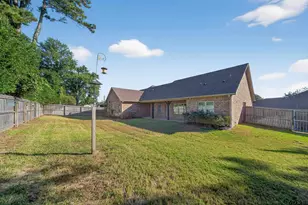 129 Settlers Ct, Palestine, TX 75801 - Photo 44