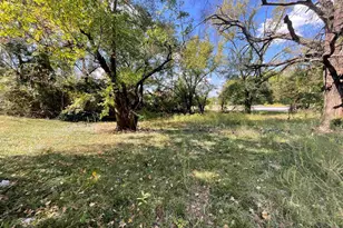 607 S Englewood Ave, Tyler, TX 75701 - Photo 1