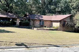1600 Mc Minn, Mount Pleasant, TX 75455 - Photo 6