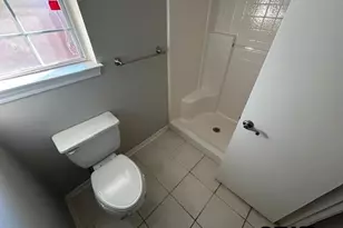 5401 Hollytree Dr, Tyler, TX 75703 - Photo 4