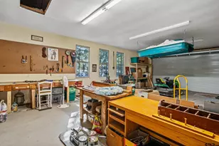 325 Laurel Ln, Holly Lake Ranch, TX 75765 - Photo 28