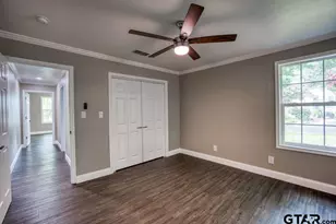 1008 Woodland Dr, Palestine, TX 75801 - Photo 14