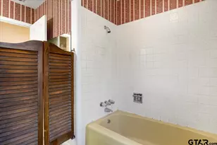 1302 Jeb Stuart Dr, Tyler, TX 75703 - Photo 32