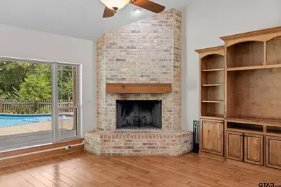 18241 Sunshine Ln, Troup, TX 75789 - Photo 8