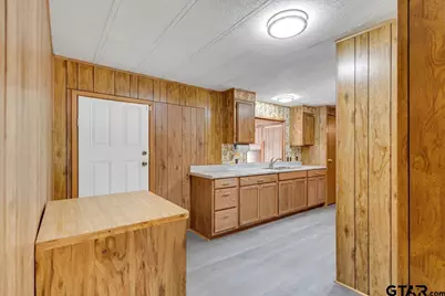 11906 Lakeway Drive, Tyler, TX 75704 - Photo 6