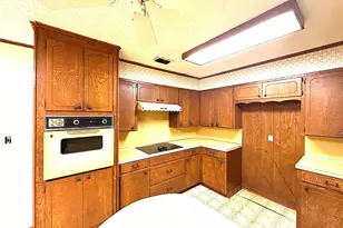 3239 Berryhill Dr, Tyler, TX 75702 - Photo 4