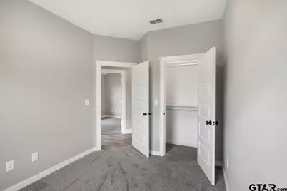 16226 Crossing Circle, Lindale, TX 75771 - Photo 34