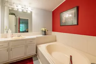 1124 N Main (House A), Winnsboro, TX 75494 - Photo 18