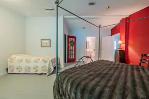 1124 N Main (House A), Winnsboro, TX 75494 - Photo 16