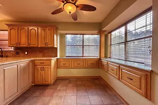 580 Oakwood Dr, Kilgore, TX 75662 - Photo 14