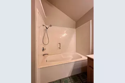 580 Oakwood Dr, Kilgore, TX 75662 - Photo 30