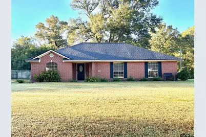 580 Oakwood Dr, Kilgore, TX 75662 - Photo 1
