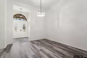 1603 Old Oak Dr, Tyler, TX 75703 - Photo 6