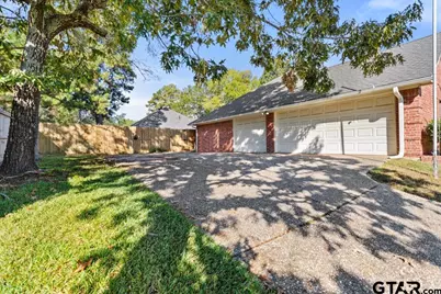 1603 Old Oak Dr, Tyler, TX 75703 - Photo 4