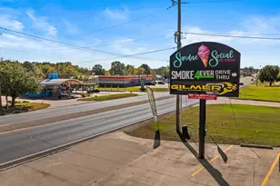 717 N US Hwy 271, Gilmer, TX 75644 - Photo 1