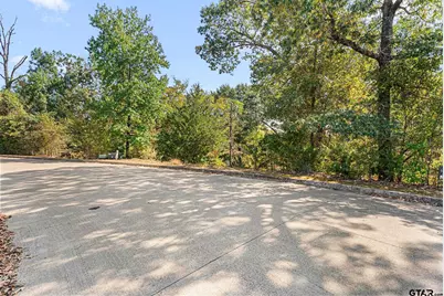 2825 J Cupit Ct, Tyler, TX 75709 - Photo 2