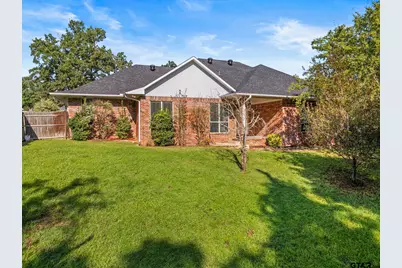 2301 S Williams Avenue, Mt Pleasant, TX 75455 - Photo 32