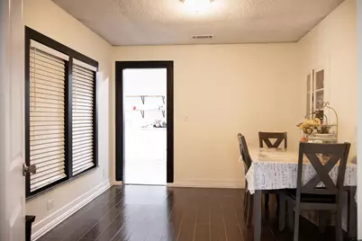 514 N College St, Lindale, TX 75771 - Photo 6