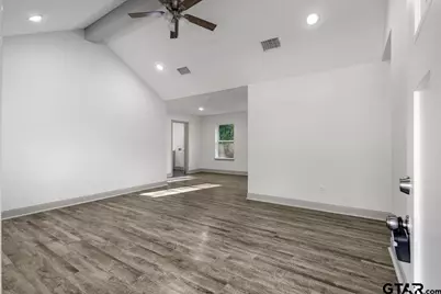 210 Cross St, Bullard, TX 75757 - Photo 4