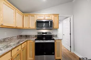 15610 Simmons Ln, Lindale, TX 75771 - Photo 8