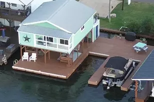 2617 Lakeshore Dr, Jacksonville, TX 75766 - Photo 2