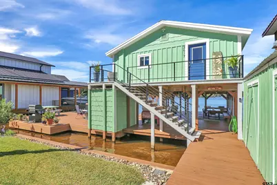 2617 Lakeshore Dr, Jacksonville, TX 75766 - Photo 1
