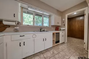 1225 Chateau Ln, Hideaway, TX 75771 - Photo 24