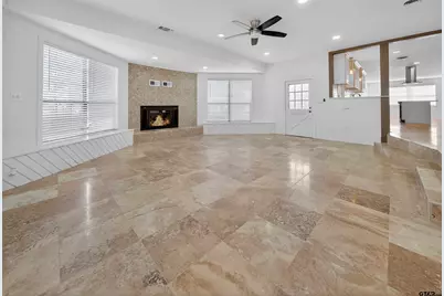 109 Maxine St, Mineola, TX 75773 - Photo 4