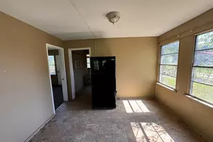 582 E Main St, Van, TX 75790 - Photo 8