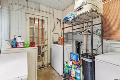 710 W 1st Street, Hughes Springs, TX 75656 - Photo 10