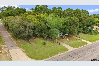 710 W 1st Street, Hughes Springs, TX 75656 - Photo 8